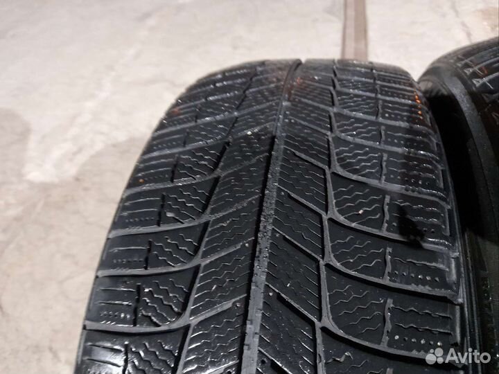 Michelin X-Ice XI3 215/55 R16 97H