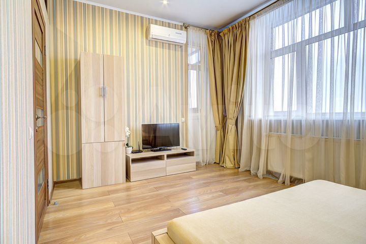 3-к. квартира, 80 м², 18/25 эт.
