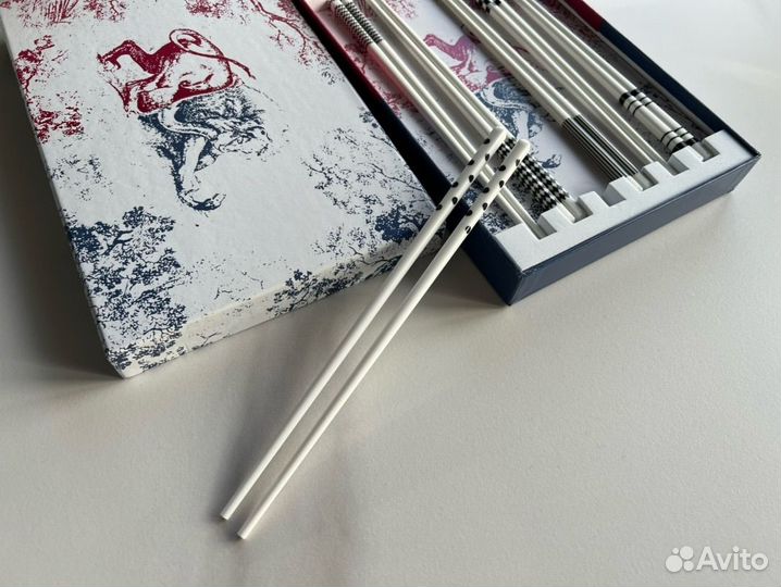 Палочки для еды Christian Dior