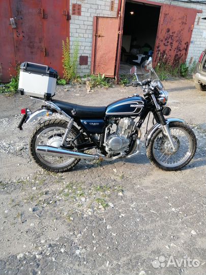 Мотоцикл Honda CB400SS