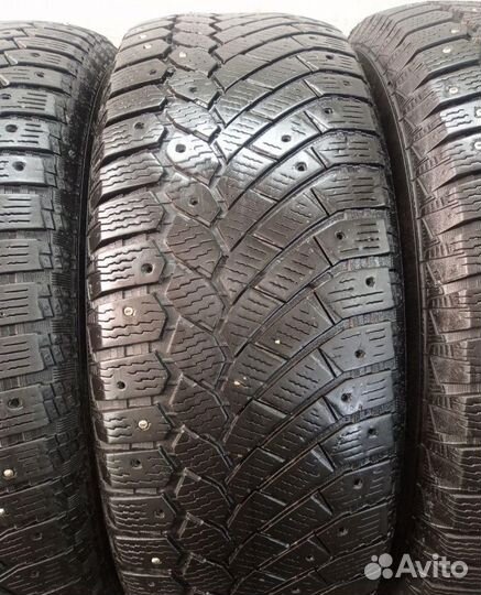Continental ContiIceContact 4x4 235/65 R17 98W