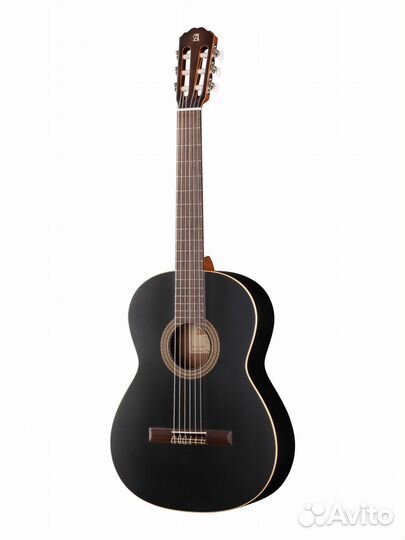 Классическая гитара Alhambra Student 1C Испания