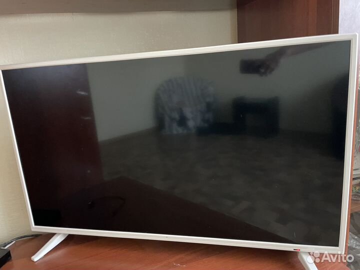 Телевизор 40 дюймов