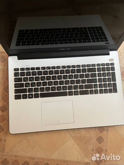 Ноутбук asus X 502 C+ зарядка