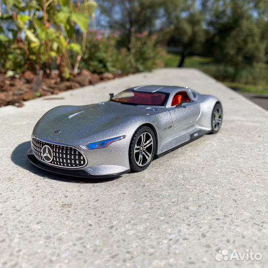 Модель машины Mercedes-Benz AMG Vision GT