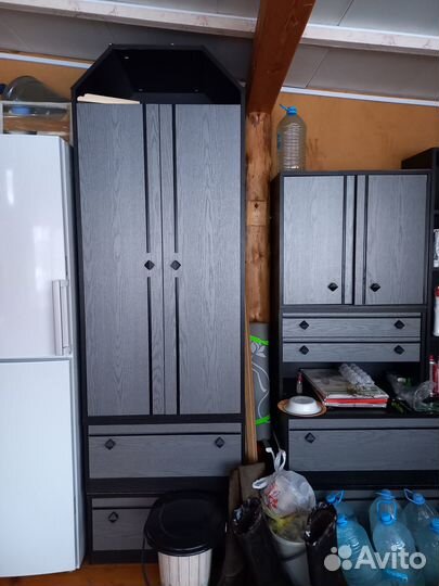 Шкаф стенка