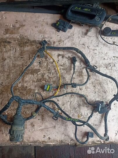 Проводка двери передней левой Opel Zafira A