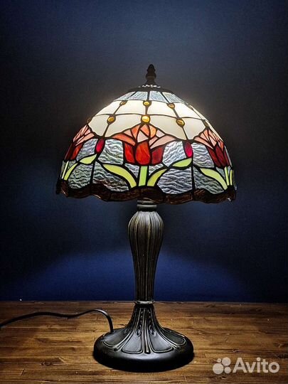 Лампа настольная Тиффани
