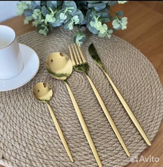 Набор столовых приборов на 6 персон