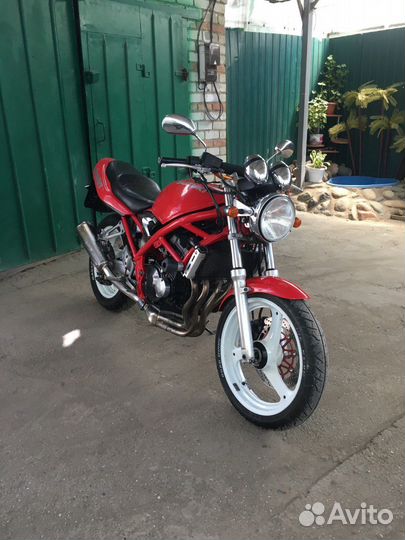 Suzuki bandit 250V