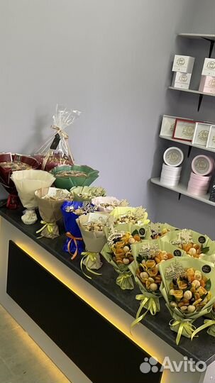 Букет из орехов и сухофруктов 1 сентября