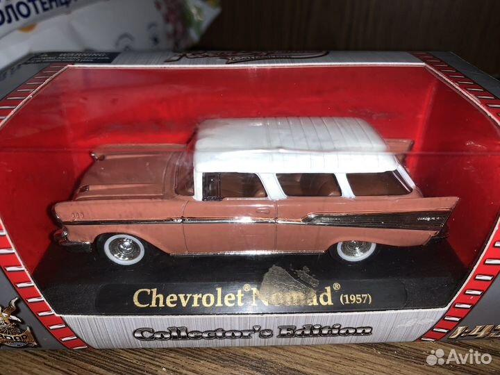 Модель автомобиля 1:43