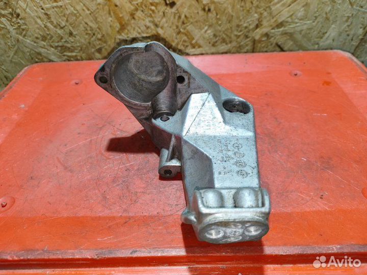 Опора двигателя правая Opel Astra F универсал 1.6