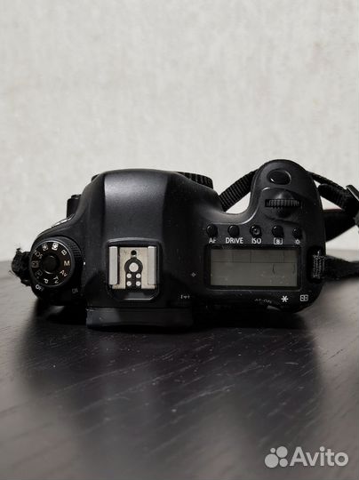 Зеркальный фотоаппарат Canon 6D