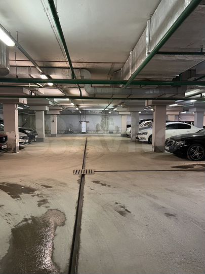 Машиноместо, 16 м²