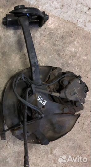 Ступица передняя правая в сборе Mercedes W210 E320