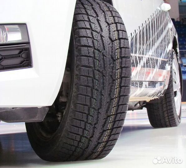 Toyo Observe GSi-6 HP 245/40 R18