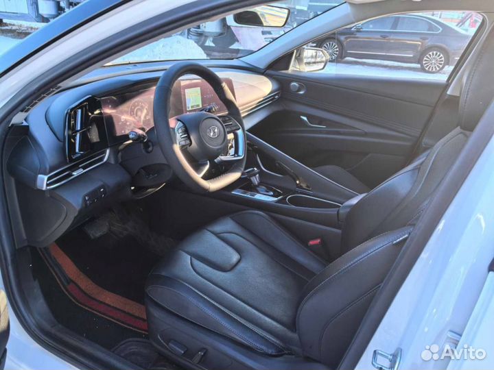 Hyundai Elantra 1.5 CVT, 2022, 25 000 км