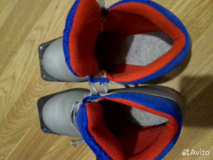 Лыжные ботинки 37 размер