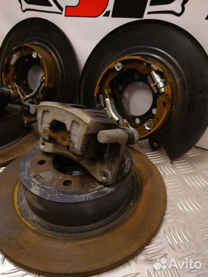 Комплект задних тормозов Mitsubishi Lancer X (2007