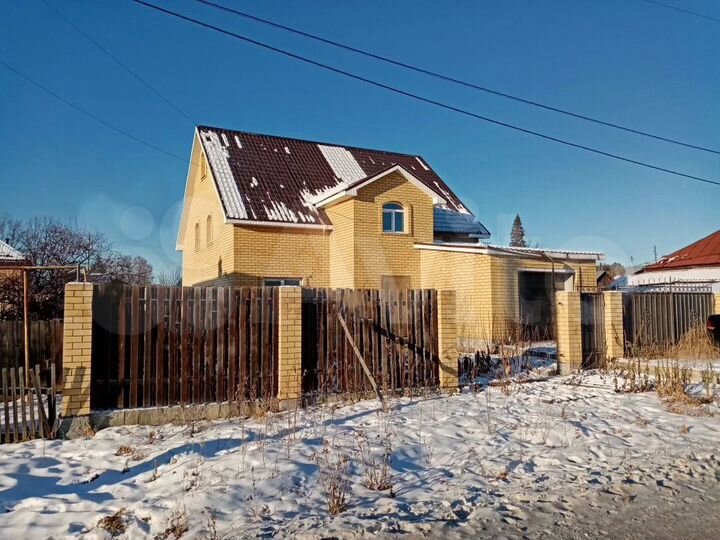 Коттедж 258,7 м² на участке 5,8 сот.