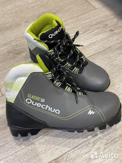 Лыжные ботинки