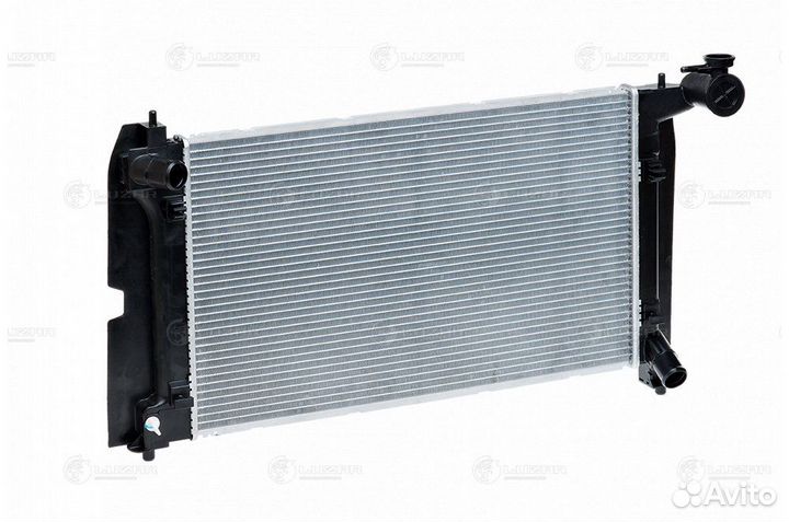 Радиатор охлаждения Тойота Авенсис 03- МКПП