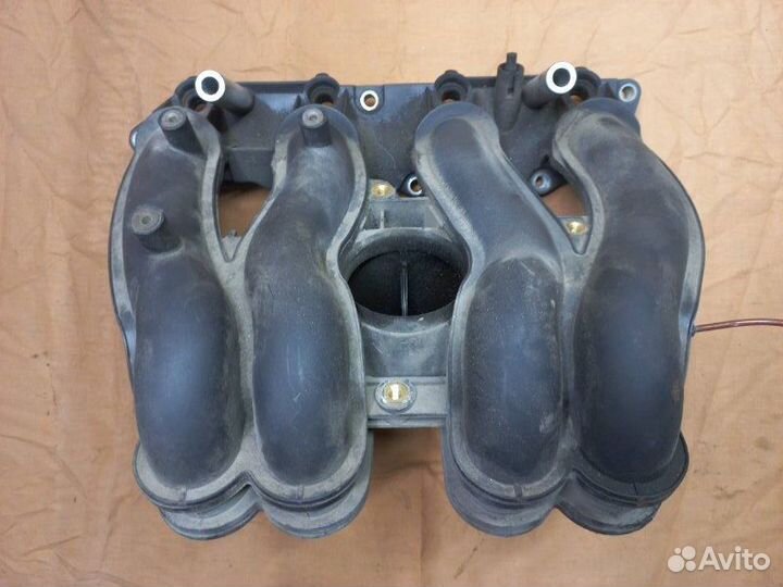 Коллектор впускной Ssangyong Kyron внедорожник 2.0