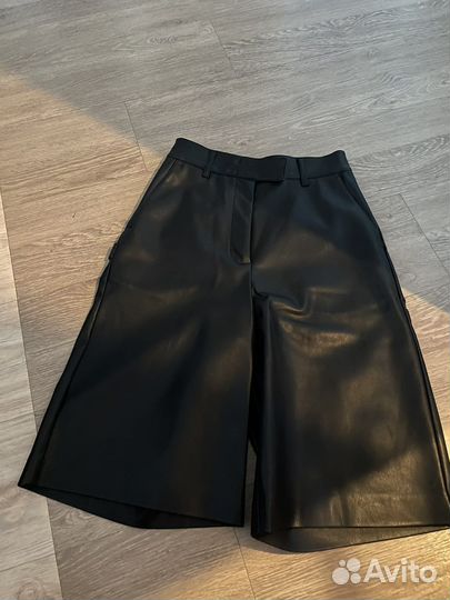 Шорты бермуды