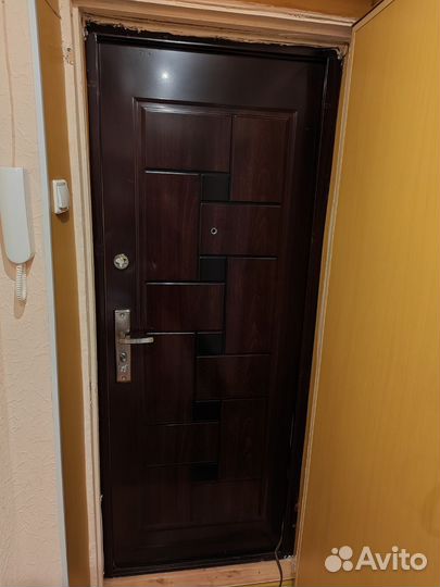 Дверь железная входная