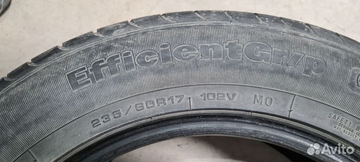 Goodyear EfficientGrip 235/60 R17 102V