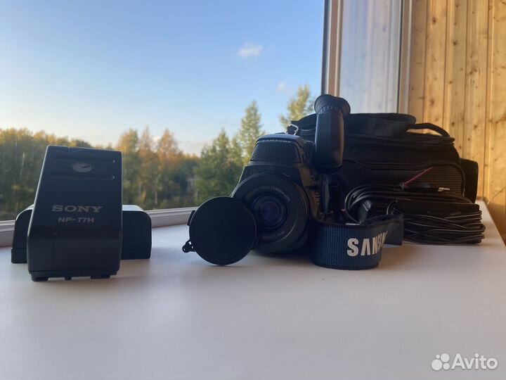 Видео камера Samsung K85