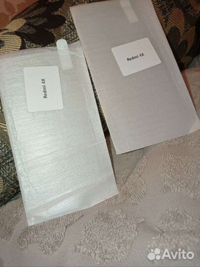 Защитное стекло на Xiaomi redmi 4x