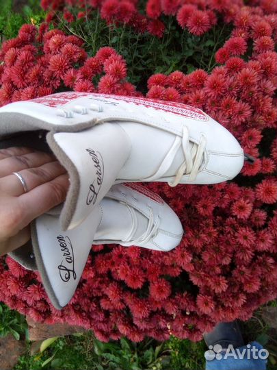 Коньки фигурные 39/40