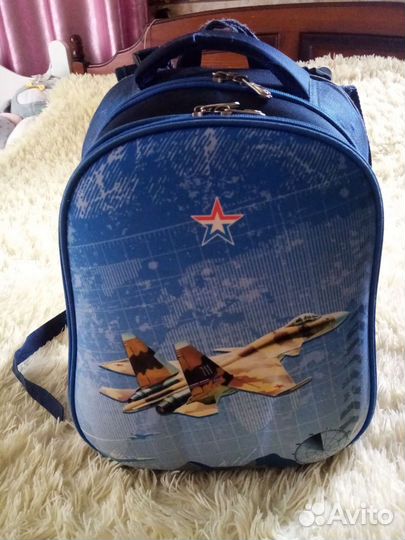 Школьный рюкзак