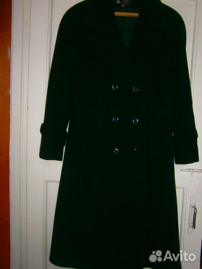 Продам пальто осеннее