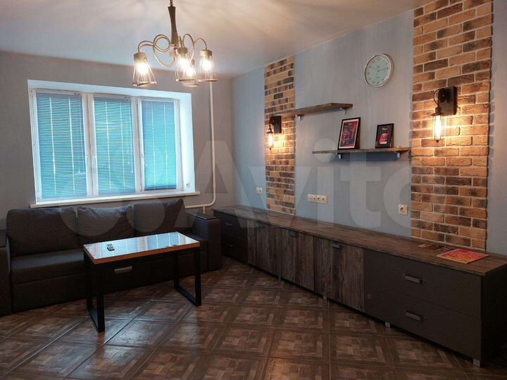 2-к. квартира, 61 м², 7/17 эт.