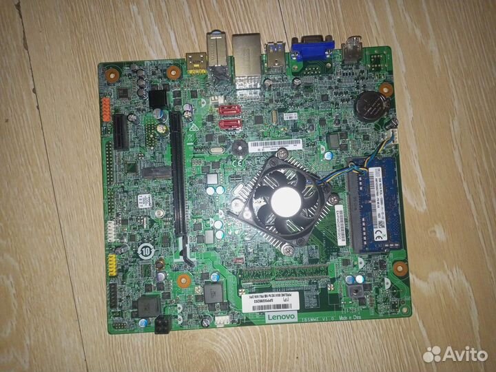 Материнская плата