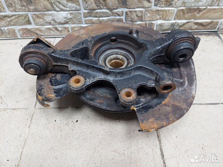 Кулак поворотный задний левый Land Rover Range