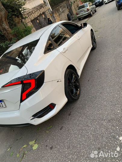 Стопы Honda Civic 17-21г Дымчатые Тюнинг