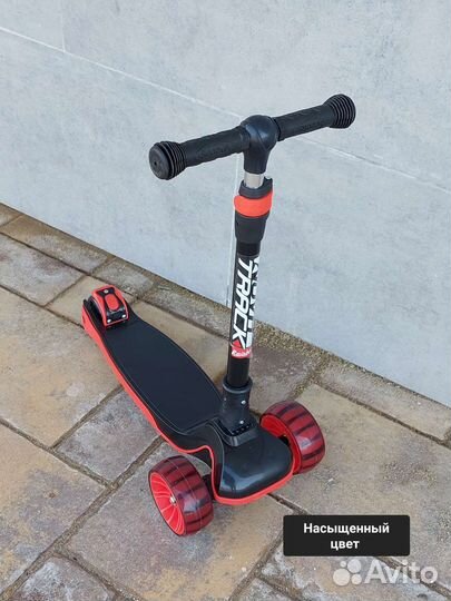 Детский самокат от 3-х лет Кикборд Novatrack