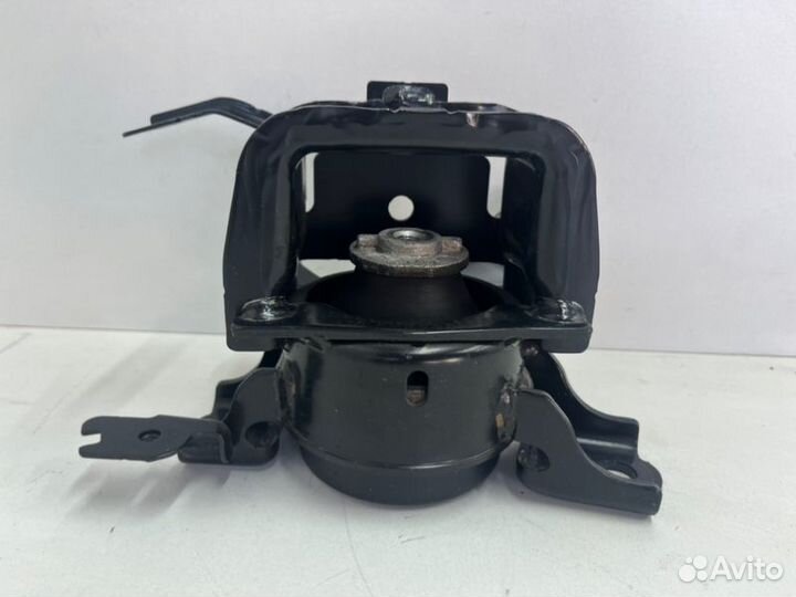 Подушка двигателя правая Toyota Camry V70/V75