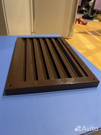 Решётка наружная металлическая 350х230мм