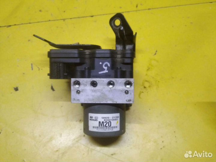 Блок ABS (насос) Hyundai ix35