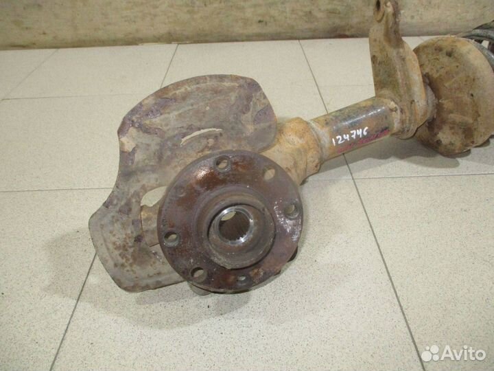 Кулак поворотный передний правый Chevrolet Lanos