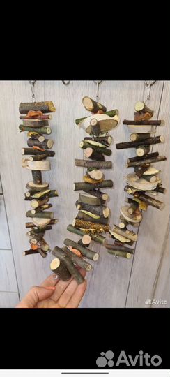 Игрушки для попугаев