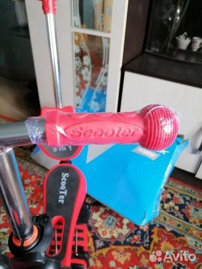 Самокат детский трехколесный с сиденьем