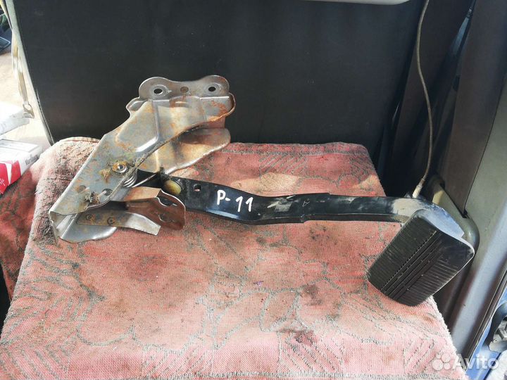 Педаль тормоза Ниссан Премьера Комфорт Р11