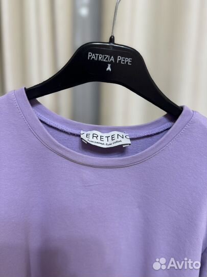 Свитшот / лонгслив с перьями