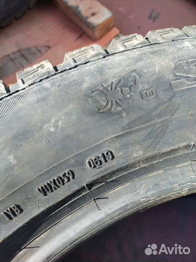 Pirelli Ice Zero 2 275/50 R21 112H